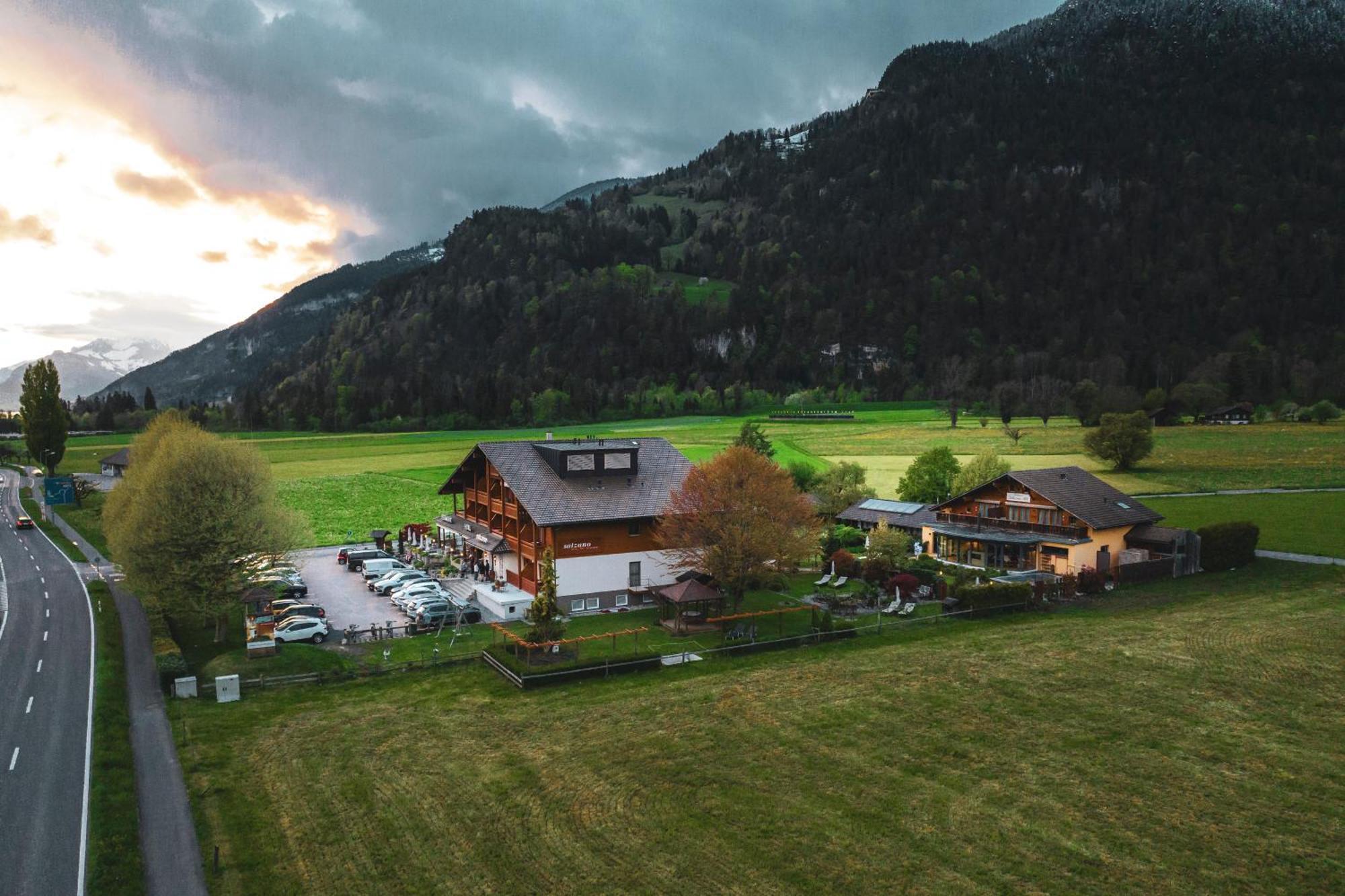 Salzano Hotel - Spa - Restaurant Unterseen Kültér fotó
